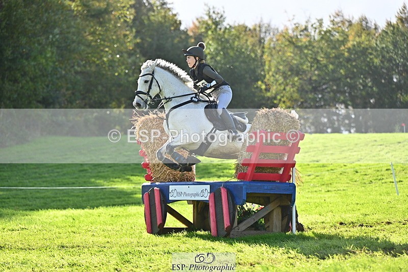 251025A-125904-19337 - F-456-Sophie.Hilliard