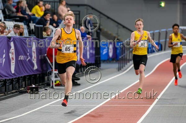 Age26SUN-919919 - Track Male Set Two