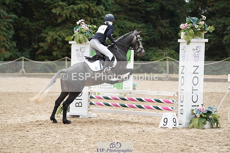 250824A-121837-35932 - 2014-Beau.Weedon-Rice.Chrispie