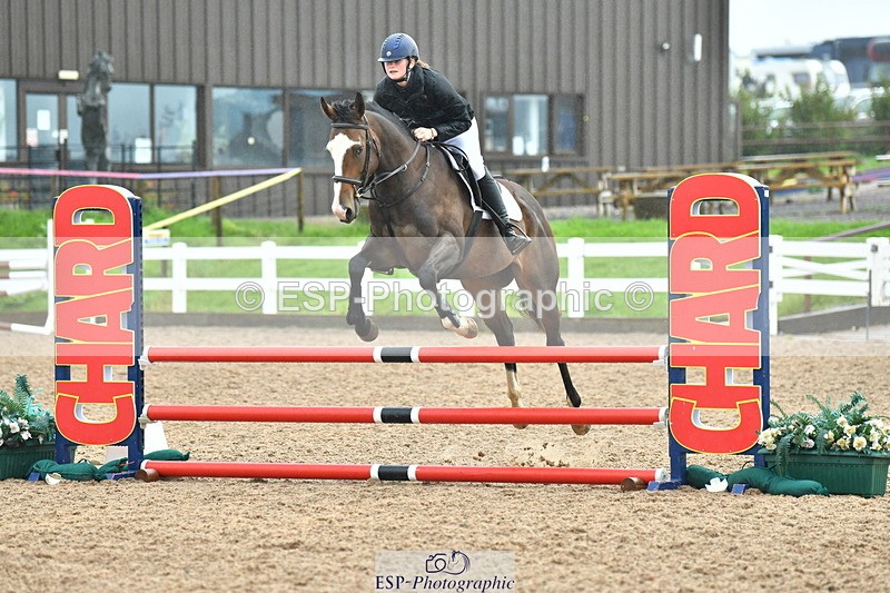 230812A-090905-07560 - Cls 25 A&B Brit nov & 90 Open