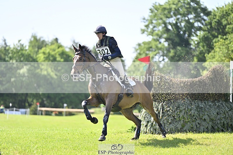 240525-093648-11948 - 302-BGS_LUX_ELECTRIC-Emily_Philp