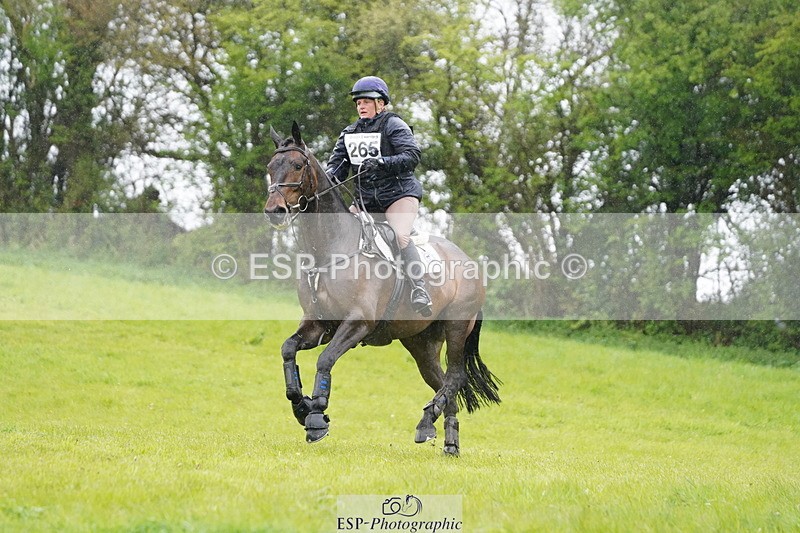 250418-134214-04571 - 265-Charlotte.Rowe-CELTIC.CROSS