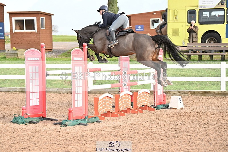 231209A-131735-01873 - Cls 13 Foxhunter & 1.20m Open