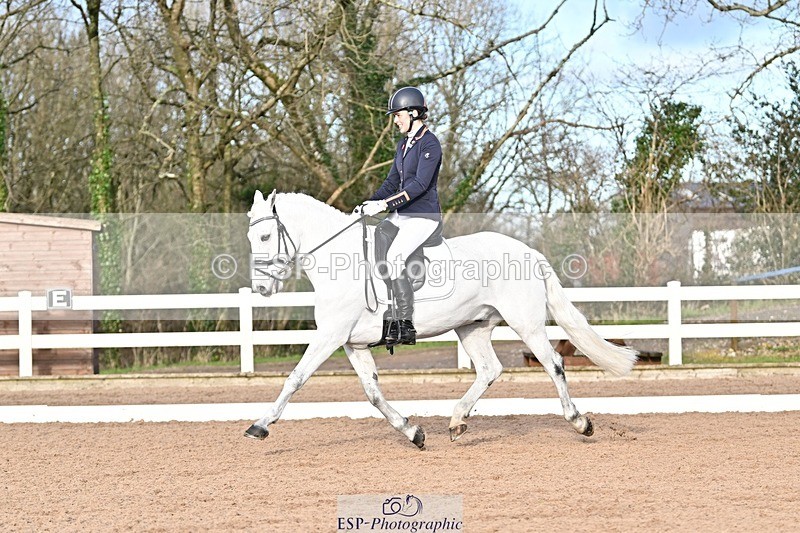 241214-130442-01823 - 111-Anya.Hitt-Cnoc.an.Noinin.Clover