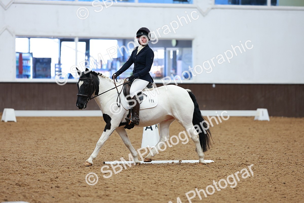 SBM_002915 - Class 14 - Novice 2