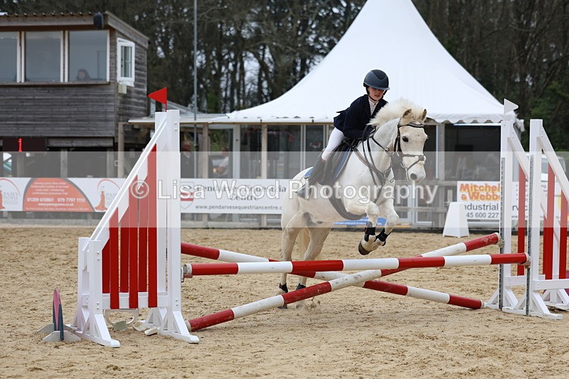 3E7A7917 - Class 10: Junior 60cm