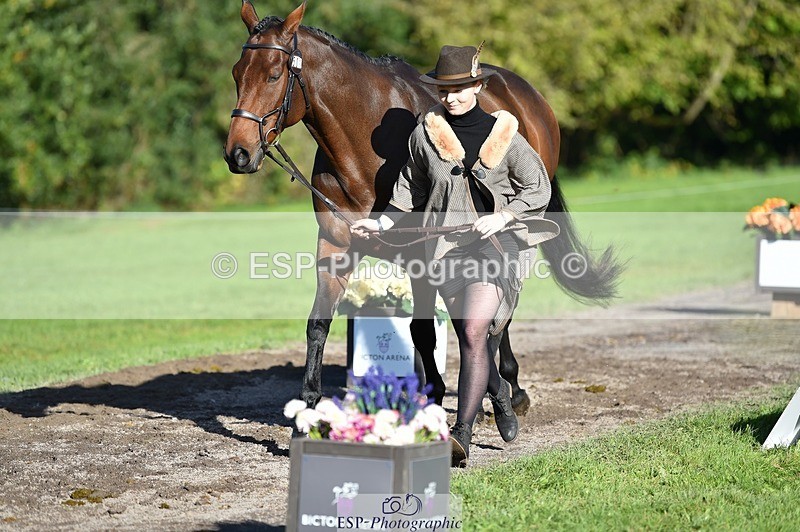 231022-105718-23616 - 501-LA.BASS-Aimee.Bickley-TrotUp+SJ