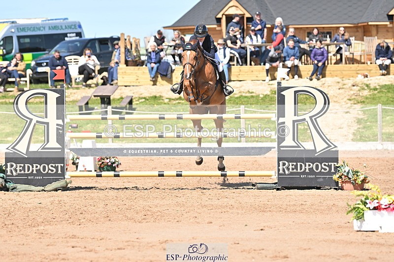 240420A-140445-11596 - Cls 7, 2 Star Medium Tour 1.35m