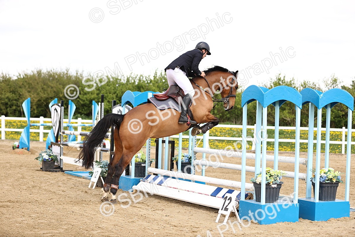 SBM_002231 - Class 11 - Senior newcomers - 1.10m