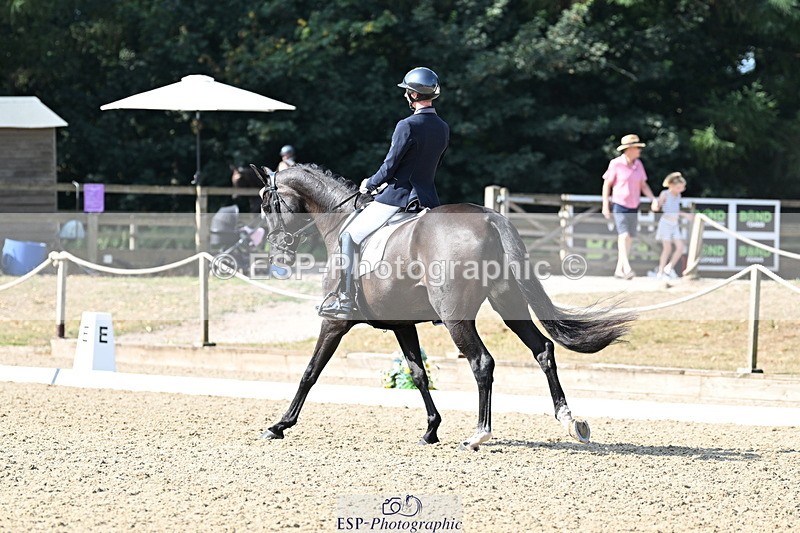 250810A-102802-05181 - 009-Ben.JamesClapton.Banks.Primadonna