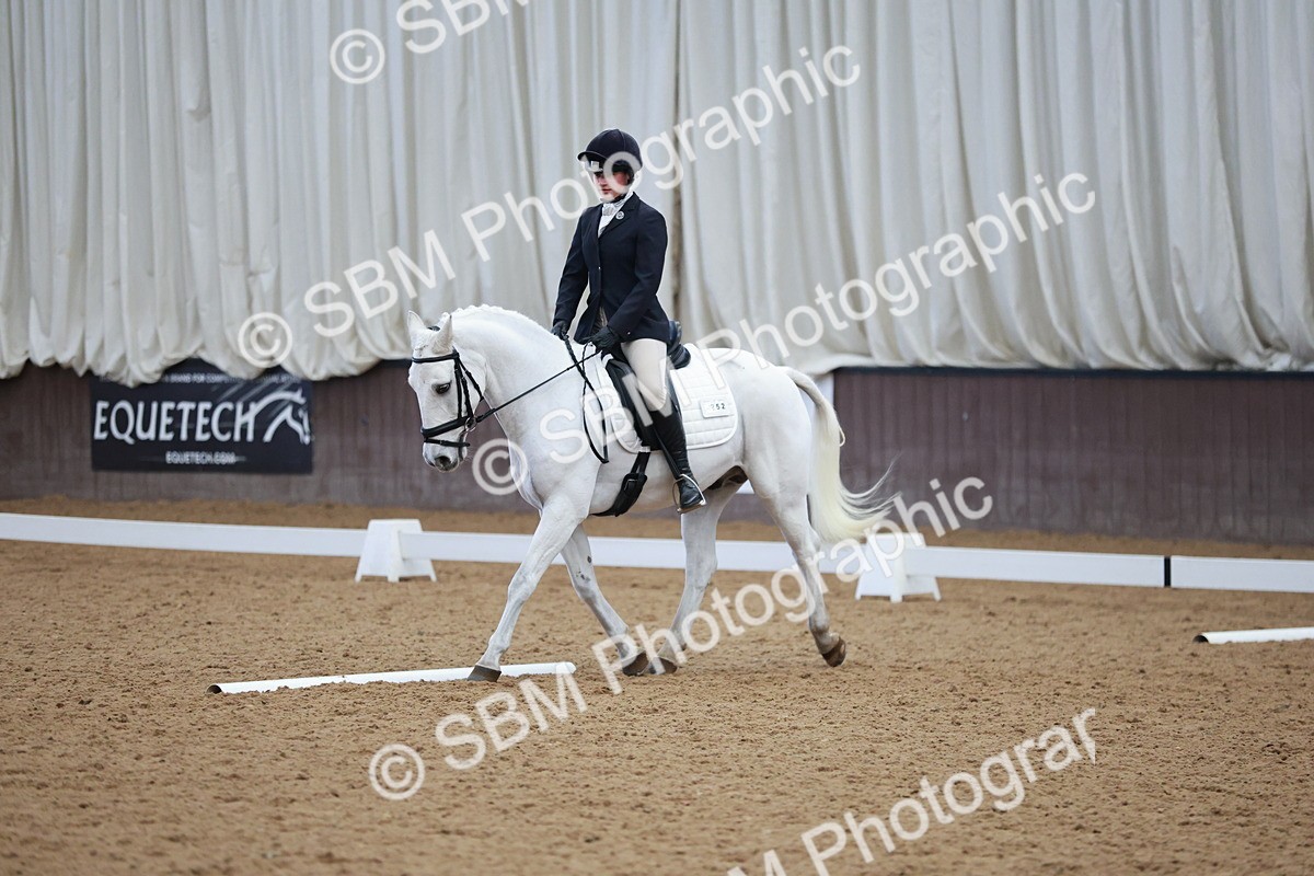 SBM_004034 - Class 2 - Novice 2020