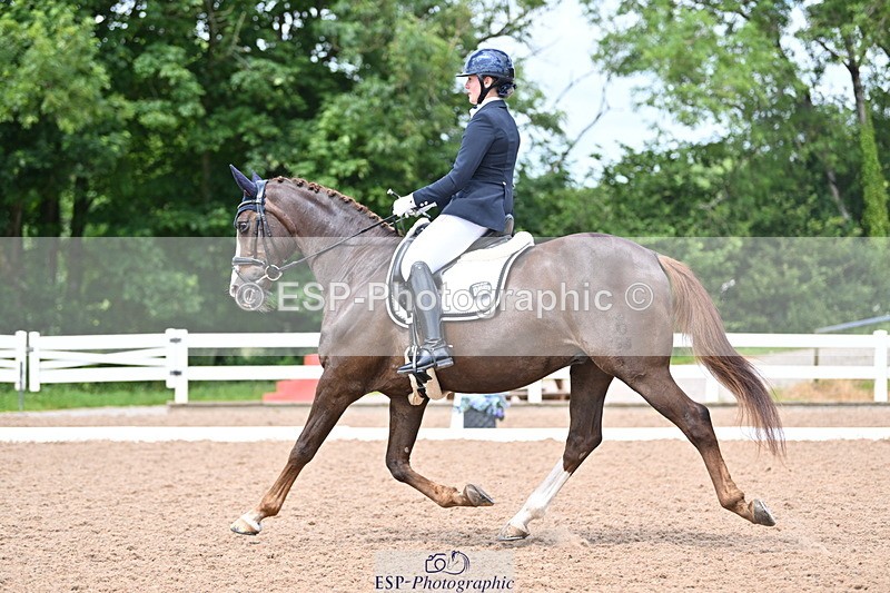 240622A-150700-12300 - Cls 35 BD Adv Medium 91