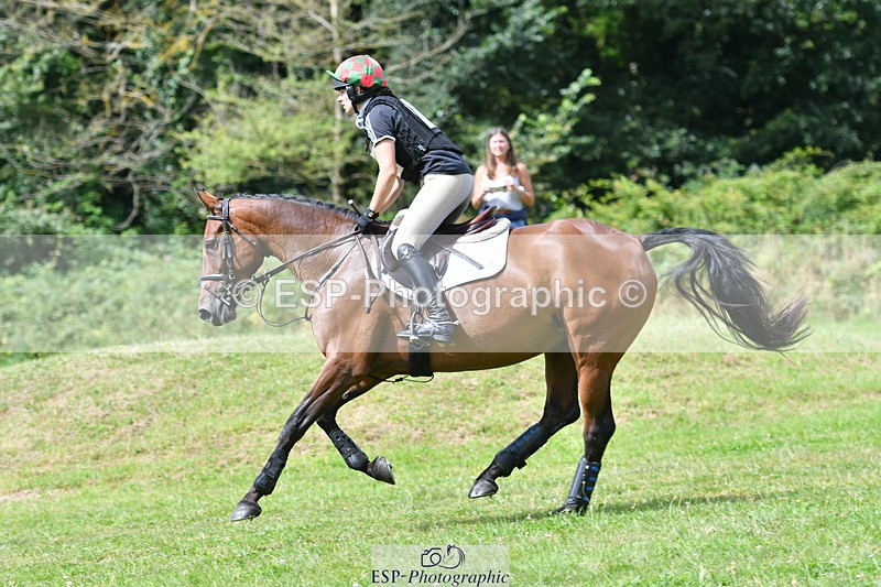 240804-104914-10473 - 357-Georgina_Ewell-LASAIRFHIONA