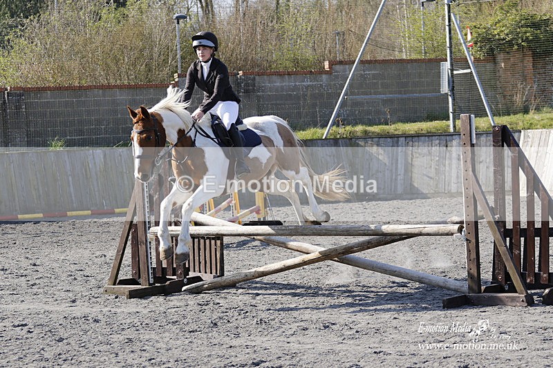 _EST0389 - Bourne Valley Riding Club Winter Showjumping 27/03/22