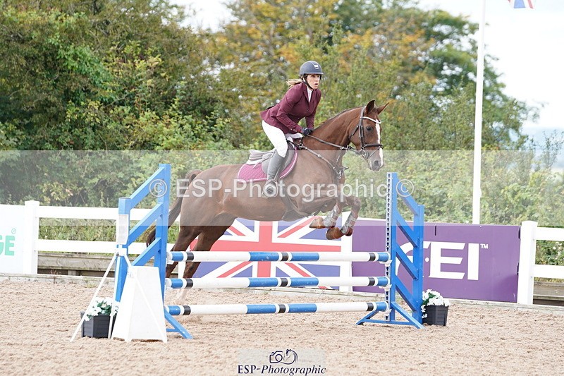 240915A-112530-09408 - Cls 33 85cm Amateur Qualifier