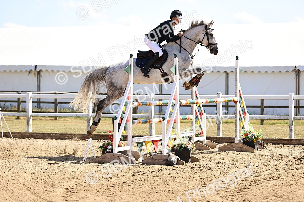 SBM_015263 - Class 16 - Senior foxhunter - 1.20m Open