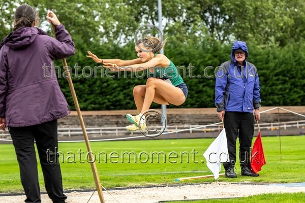 SIAB23-914769 - Field Female Set Two