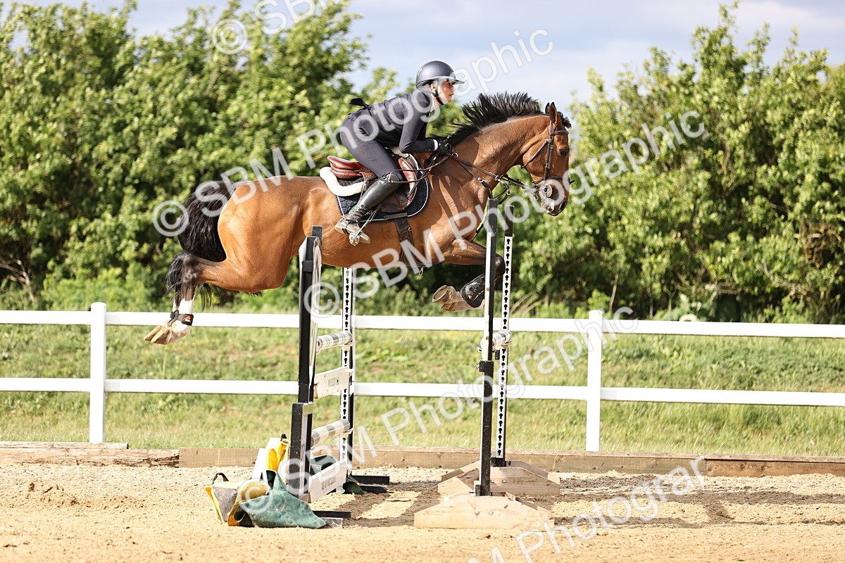 SBM_003837 - Class 13 - Senior Foxhunter - 1.20m