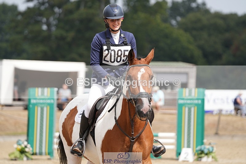 250824A-121704-35917 - 2085-Izabelle.Woodman