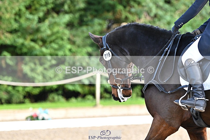 241023-163814-00990 - 018-Alice.Robinson-DERRYS.DIAMOND.CAVALIER