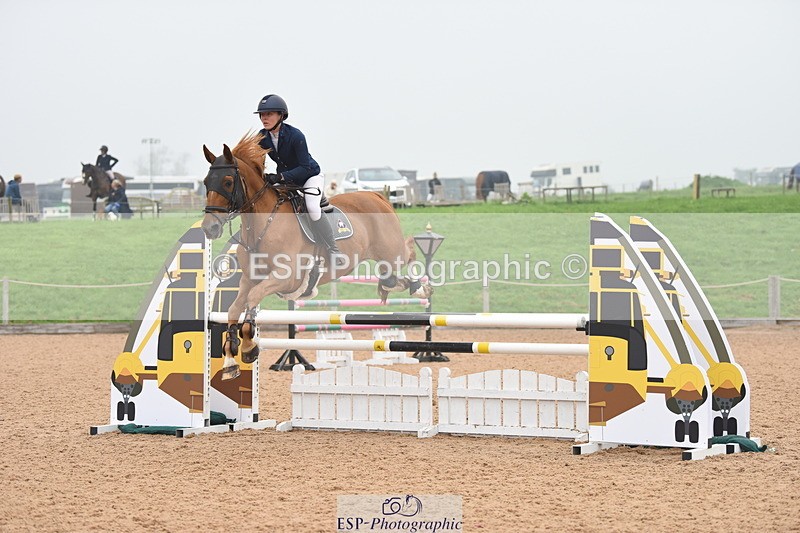 230916A-165758-05711 - Cls 19 Snr 1.10m Derby