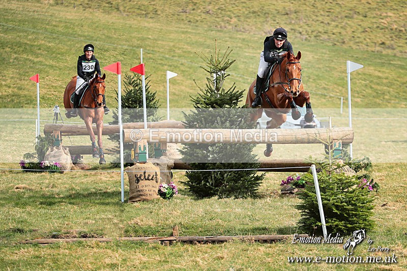 BE 210325 593 - Equestrian