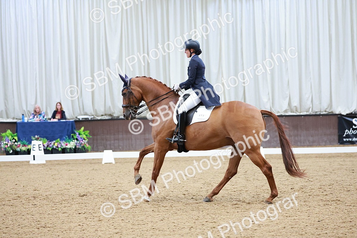 SBM_016354 - Class 5 - FEI INT II - 17.24-18.20