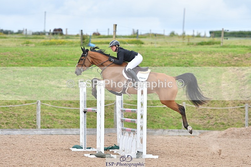 240609A-145215-06354 - Cls 19 Snr Foxhunter and 1.20m Open