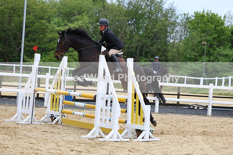 3E7A6160 - Class 4: Senior British Novice/90cm open