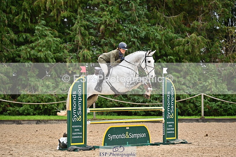 251026A-114534-24107 - D-329-Clementine.Montgomerie