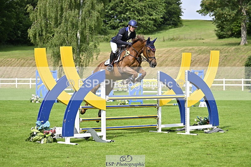 250613A-101051-00320 - Cls 1 Snr Newcomers and 1.10m Open