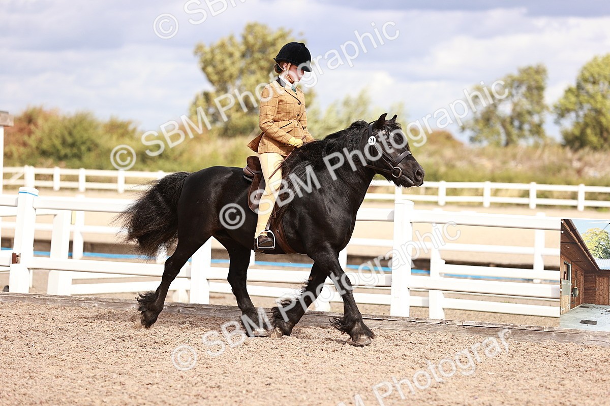 SBM_14263 - Class 408 - Grassroots Ridden -Walk & Trot