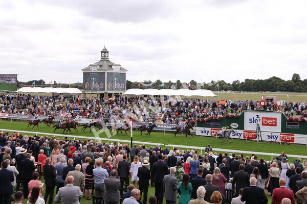 yr17082022r5-41 - Race 5 4.10pm Sky Bet Stayers Stakes