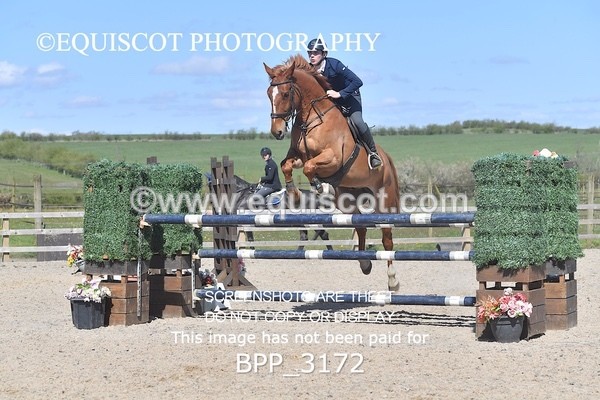 BPP_3172 - CLASS 14  Senior Newcomers/ 1.10m Open
