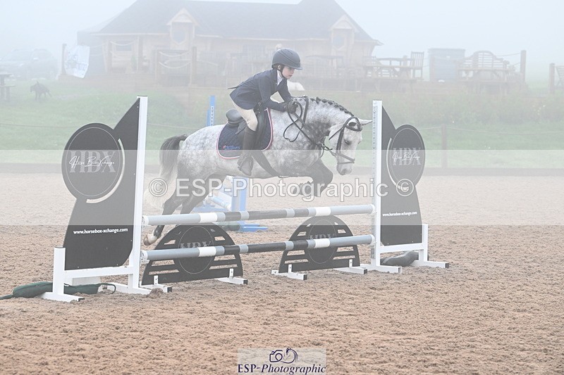 240907A-091639-00075 - Cls 1 Pony Intro 70cm
