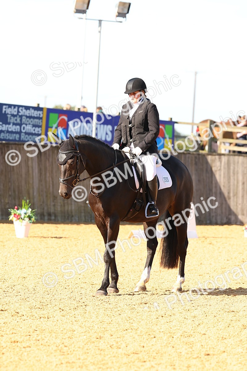 SBM_39765 - D18 - Grand Tour Championship - Novice 34