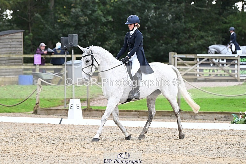 231019-152340-04459 - 063-TOMGAR.GRACE-Annie.Smith-DR