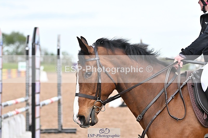 250415-180125-00803 - 90cm