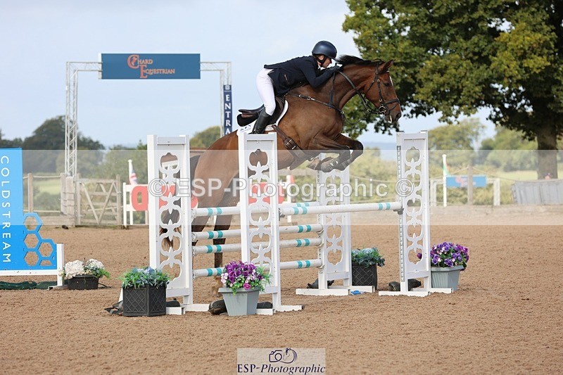 250911-104220-00703 - Cls 2 Snr Newcomers