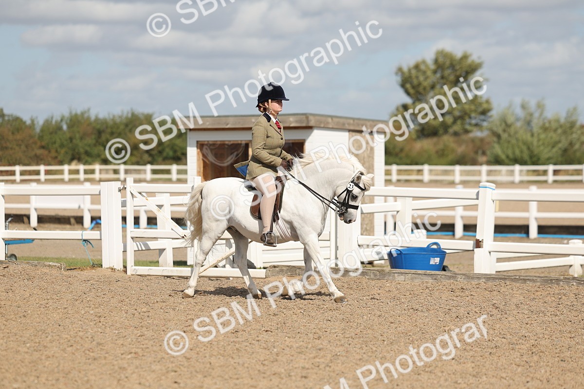 SBM_23210 - Class 807 - young Rider 11 to 16 Years