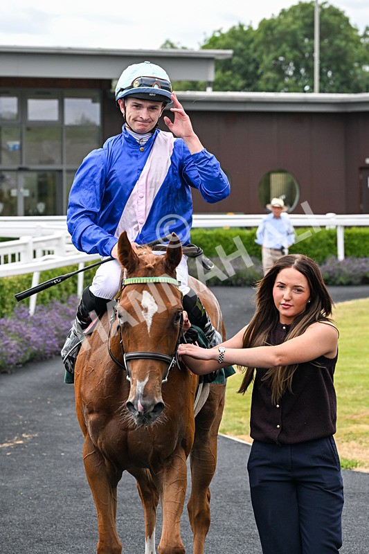 220726-Race 1-Missouri Waltz-8836 - Race 1 14.07pm Download The Raceday Ready App Restricted Maiden Stakes