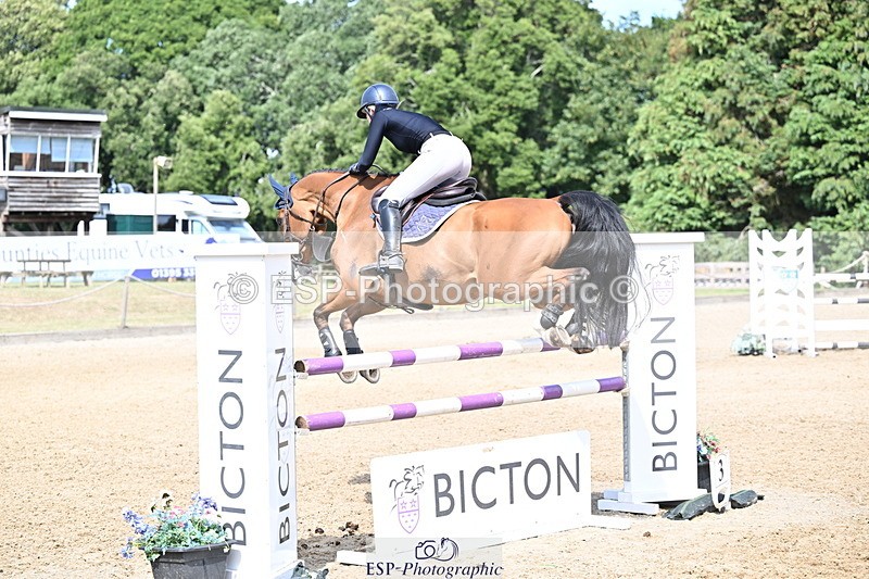 250704A-155612-11827 - Cls 23 Snr Foxhunter
