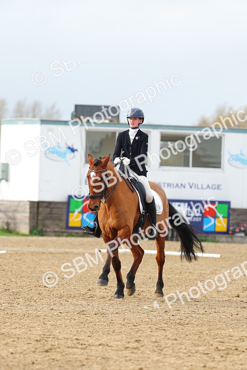 SBM_004038 - Class 9-8-11 - Elementary 1-Novice 4-Elementary 4