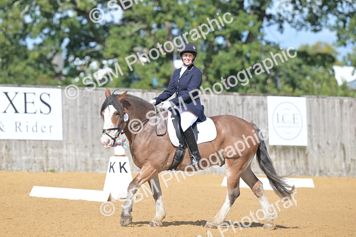 SBM_03911 - D2 - Small Tour Championship Intro 2