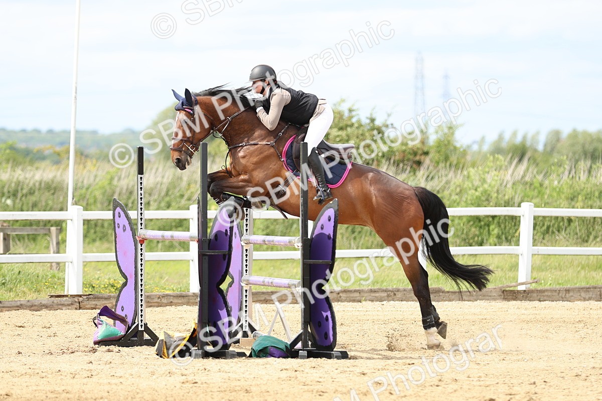 SBM_001217 - Class 5 - Senior Foxhunter - 1.20m