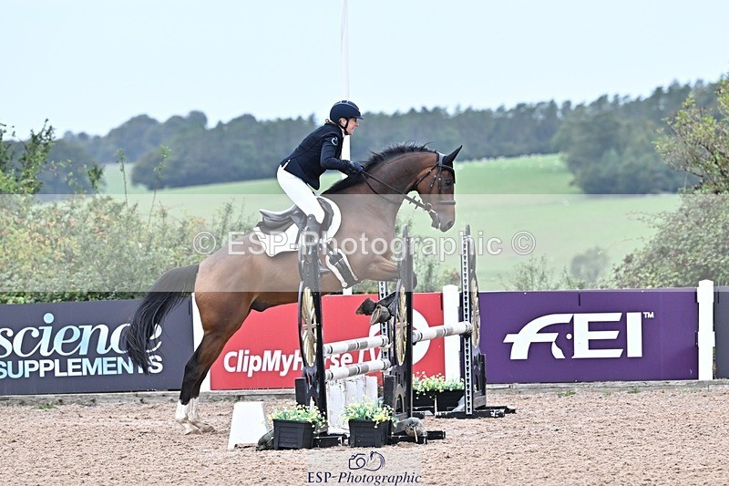 250914-094053-08231 - Cls 32 Snr British Novice and 90cm Open