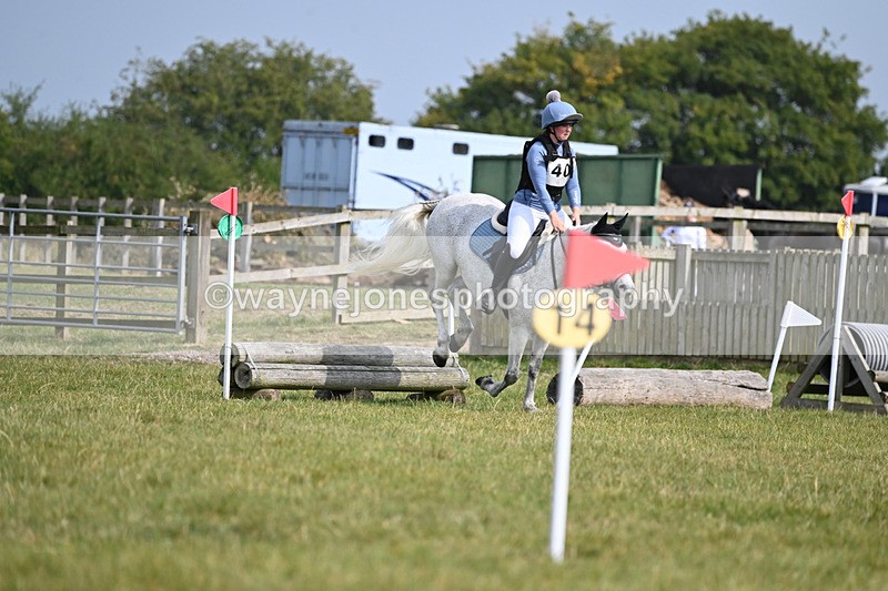 WJ6_2065 - 60cm XC Time 13:54 to 14:20
