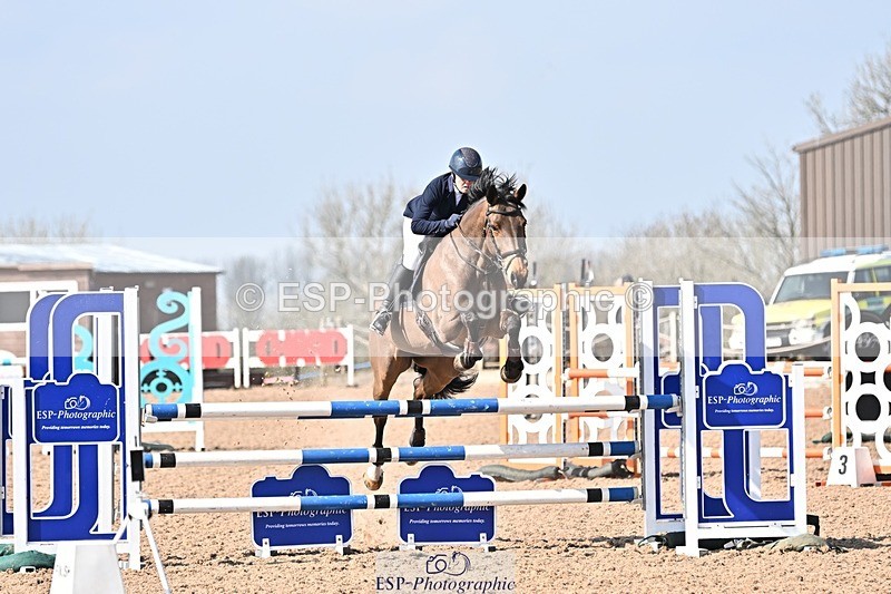 250326-132038-00882 - Cls 4 Newcomers and 1.10m