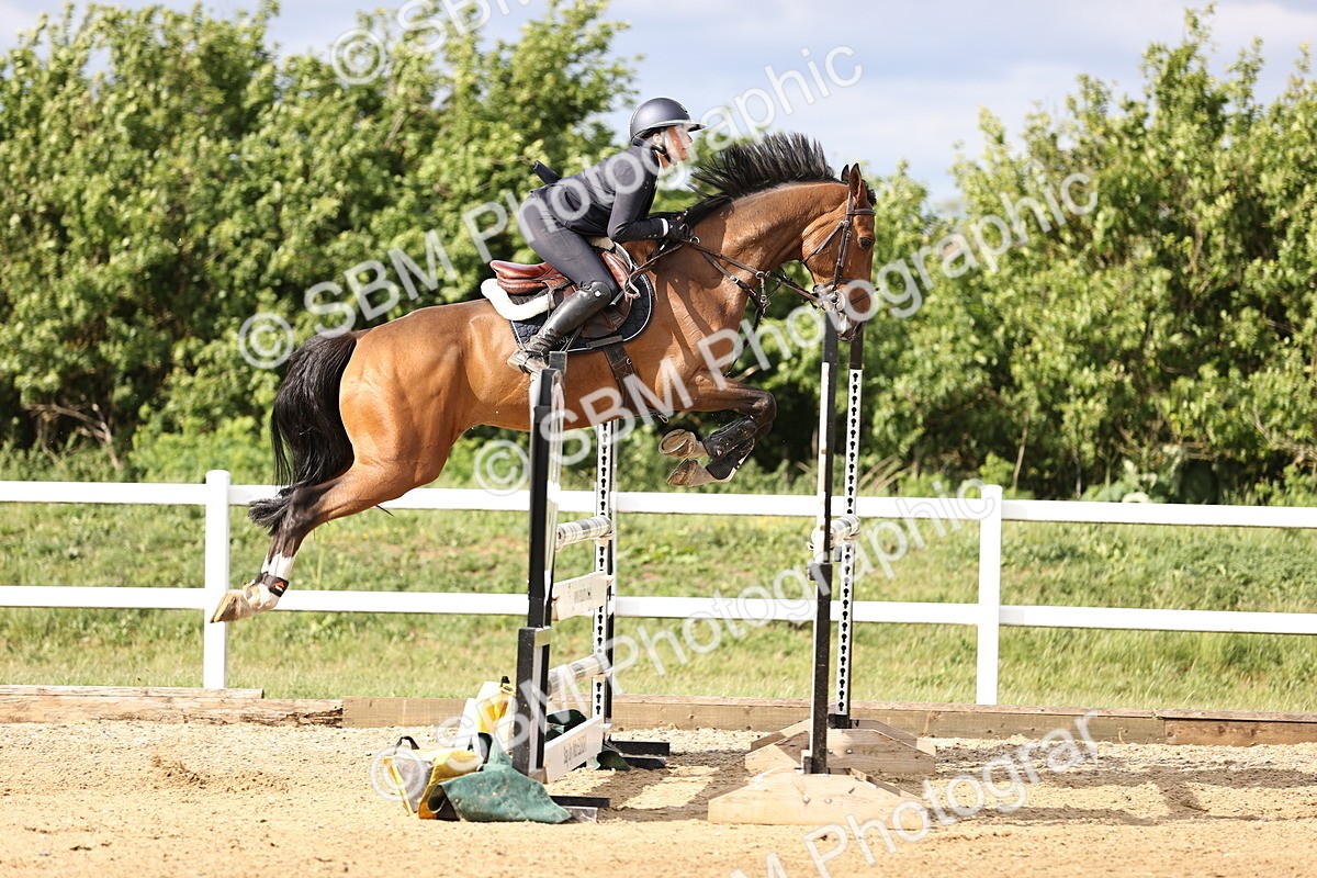 SBM_003836 - Class 13 - Senior Foxhunter - 1.20m