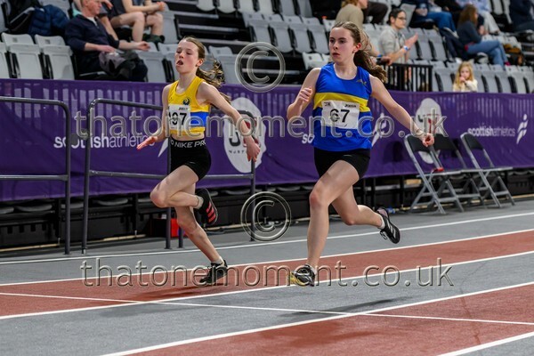 AgeInd25SUN-913737 - Track Female Set One